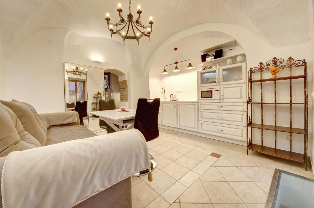Vilnius Old Town Apartments Экстерьер фото